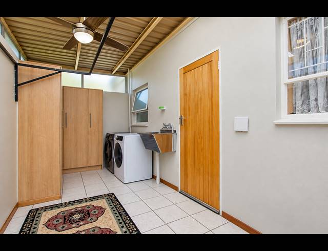 2 BEDROOM TOWNHOUSE FOR SALE IN RIETVALLEIRAND